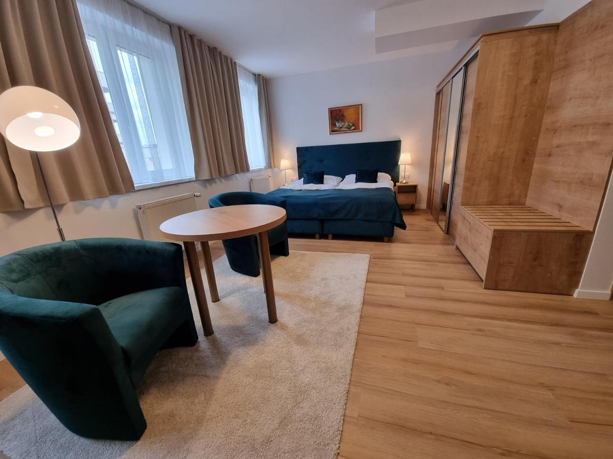 Hotel Tilia Pezinok Esterno foto